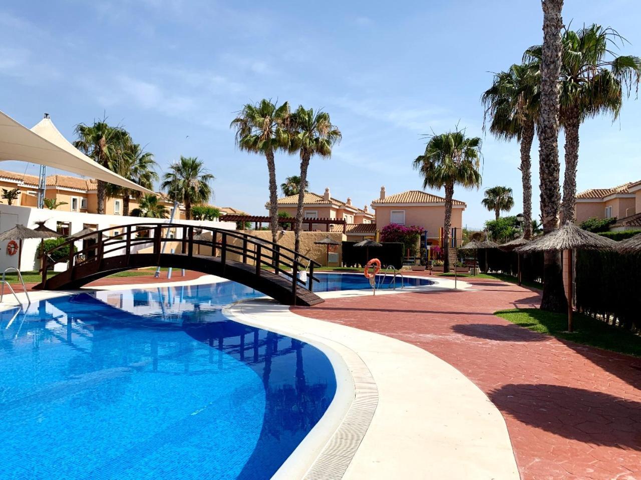 Bahari Marinas - Tu Duplex Con Jardin Privado! Apartman Vera Kültér fotó
