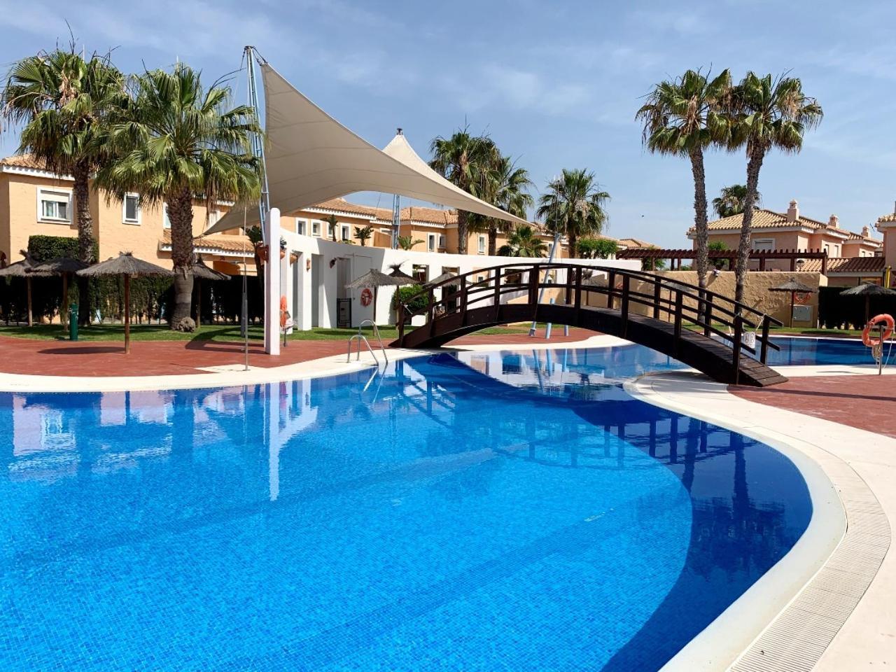 Bahari Marinas - Tu Duplex Con Jardin Privado! Apartman Vera Kültér fotó
