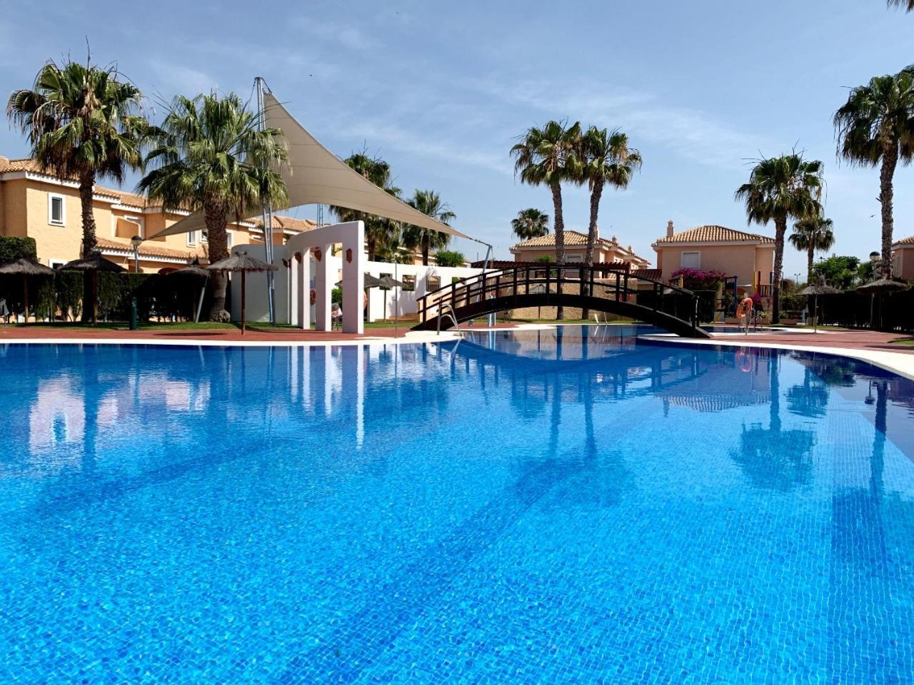 Bahari Marinas - Tu Duplex Con Jardin Privado! Apartman Vera Kültér fotó